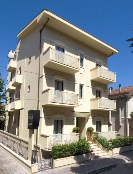 Residence Caterina กัตตอลิกา ภายนอก รูปภาพ