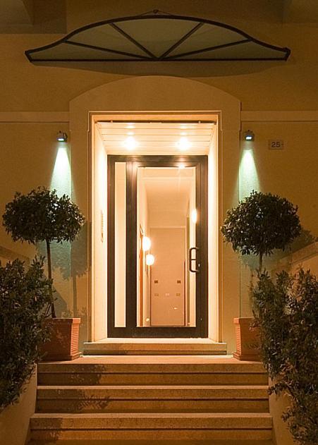 Residence Caterina กัตตอลิกา ภายนอก รูปภาพ