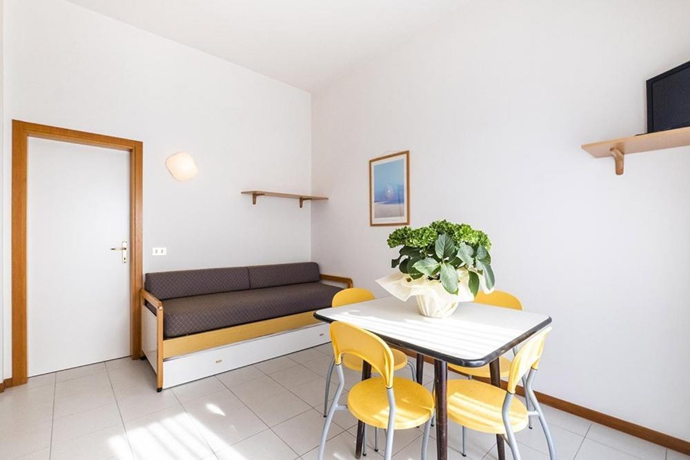 Residence Caterina กัตตอลิกา ภายนอก รูปภาพ